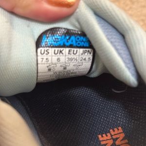 Women’s HOKA size 7.5